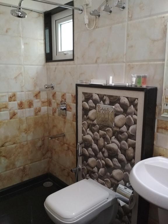 White Castle Boutique Apartment Hotel Бангалор Екстериор снимка