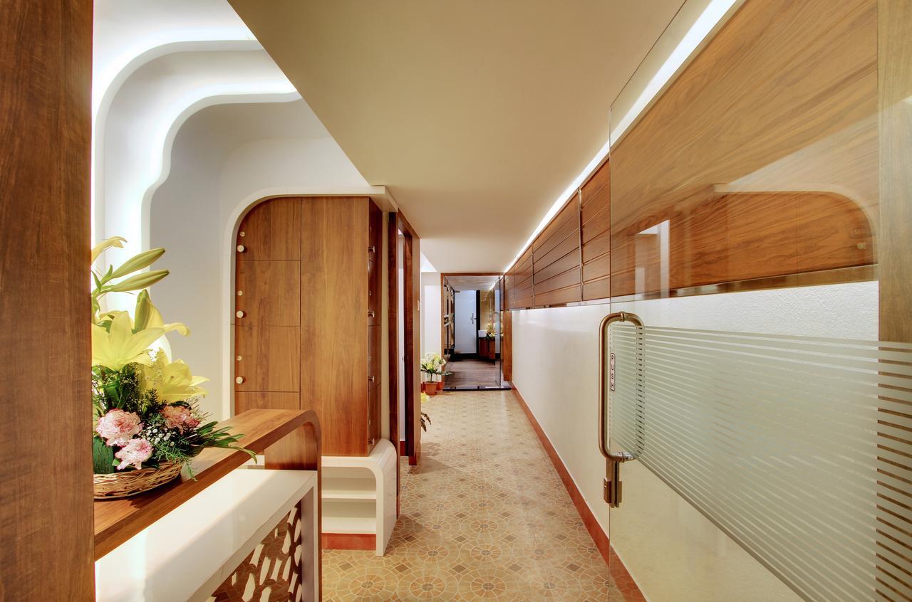 White Castle Boutique Apartment Hotel Бангалор Екстериор снимка