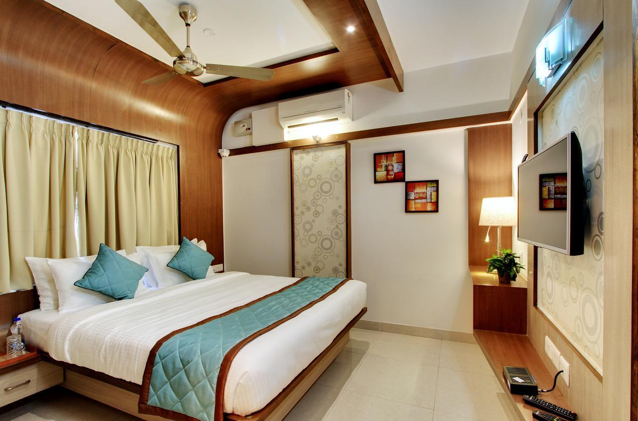 White Castle Boutique Apartment Hotel Бангалор Екстериор снимка