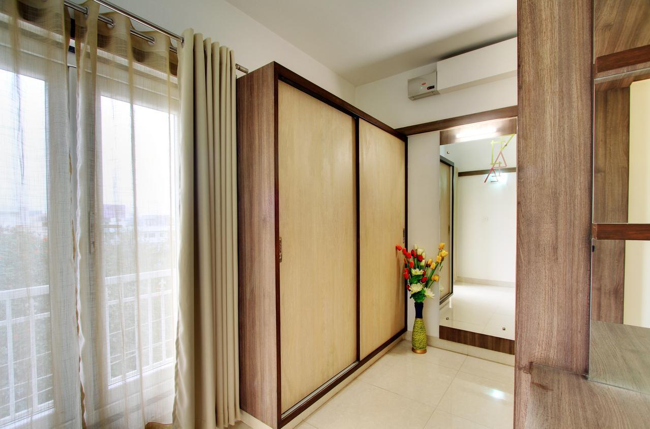 White Castle Boutique Apartment Hotel Бангалор Екстериор снимка